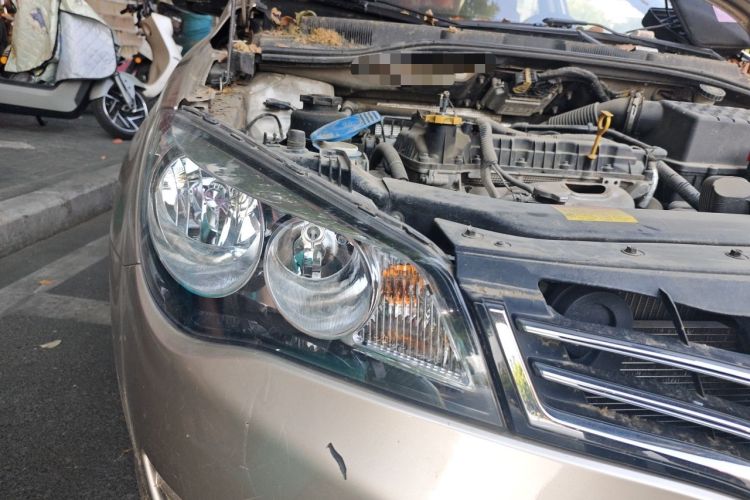 Used Roewe 350 2014 1.5L Manual Xunchi Edition Right Front Headlight