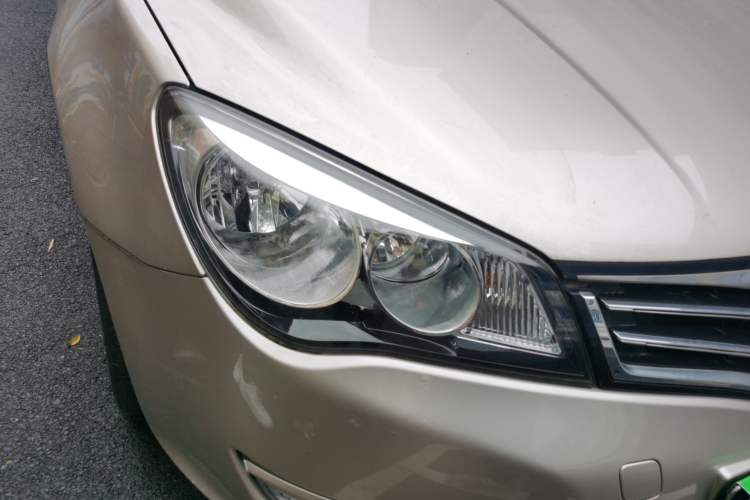 Used Roewe 350 2014 1.5L Manual Swift Edition Right Front Headlight