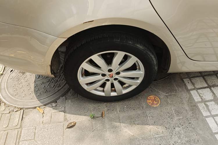Used Roewe 350 2014 1.5L Automatic Xunyue Version Right Rear Wheel Hub