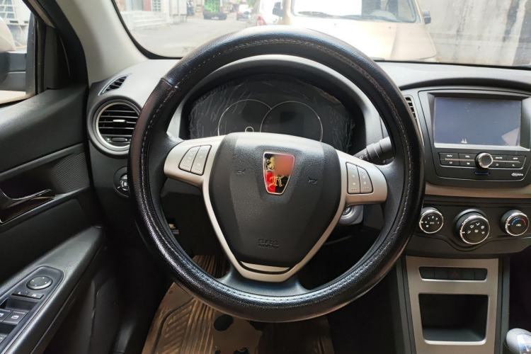 Used Roewe 350 2014 1.5L Manual Swift Edition Steering Wheel