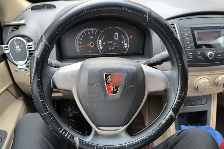 Used Roewe 350 2014 1.5L Manual Xunchi Edition Steering Wheel