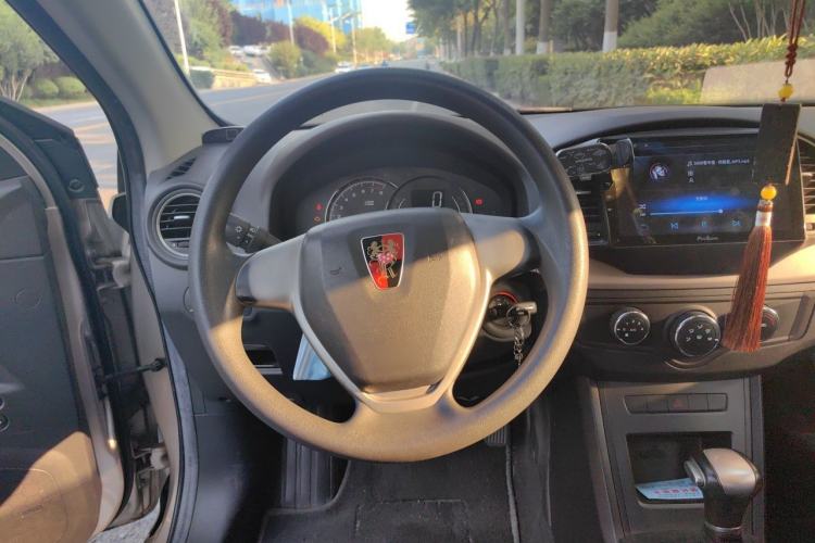 Used Roewe 350 2014 1.5L Automatic Xunda Edition Steering Wheel