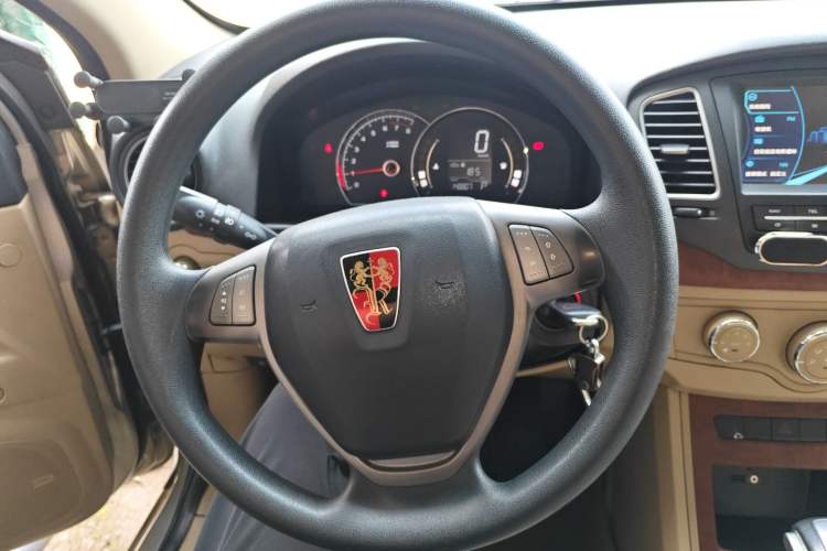 Used Roewe 350 2014 1.5L Automatic Xunyue Version Steering Wheel