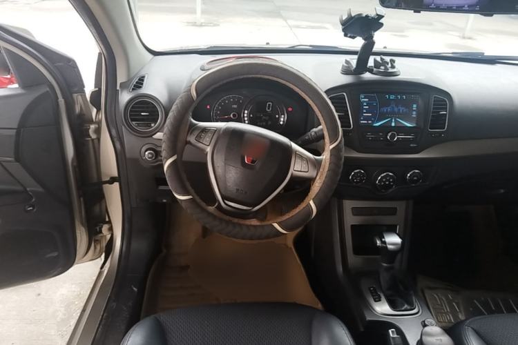 Used Roewe 350 2014 1.5L Automatic Xunyue Version Steering Wheel