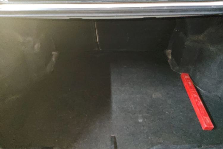 Used Roewe 350 2014 1.5L Automatic Xunyue Version Trunk