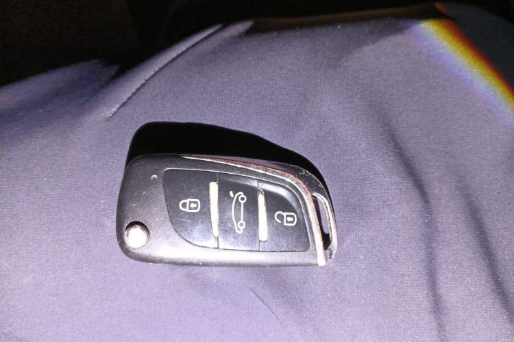 Used Roewe 350 2014 1.5L Automatic Xunda Edition Vehicle Key