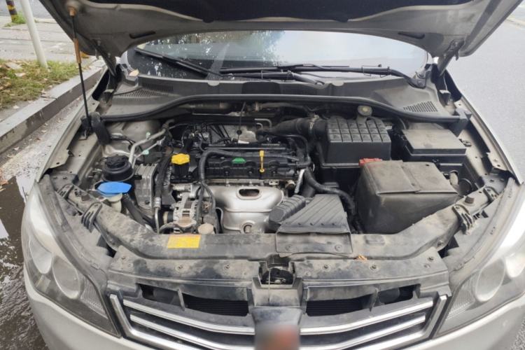 Used Roewe 350 2014 1.5L Automatic Xunda Edition Engine Bay