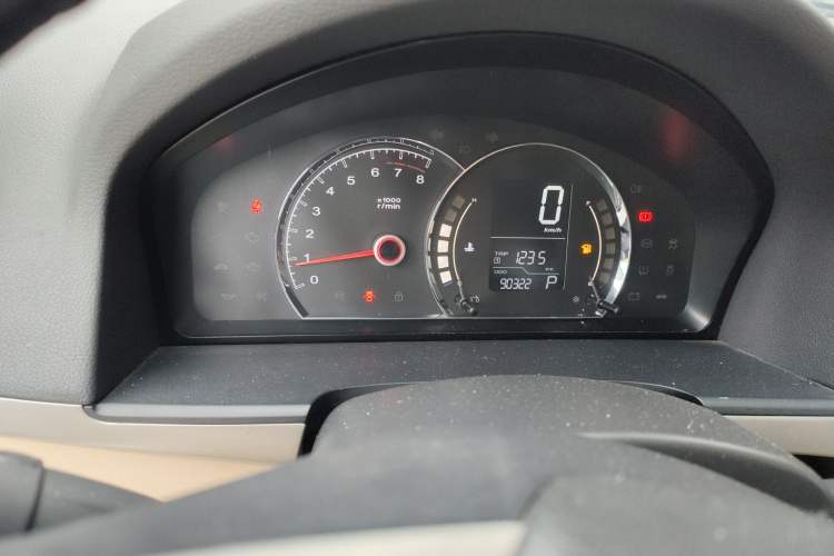 Used Roewe 350 2014 1.5L Automatic Xunda Edition Instrument Cluster