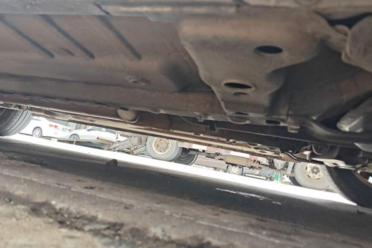 Used Roewe 350 2014 1.5L Automatic Xunda Edition Chassis Front Right
