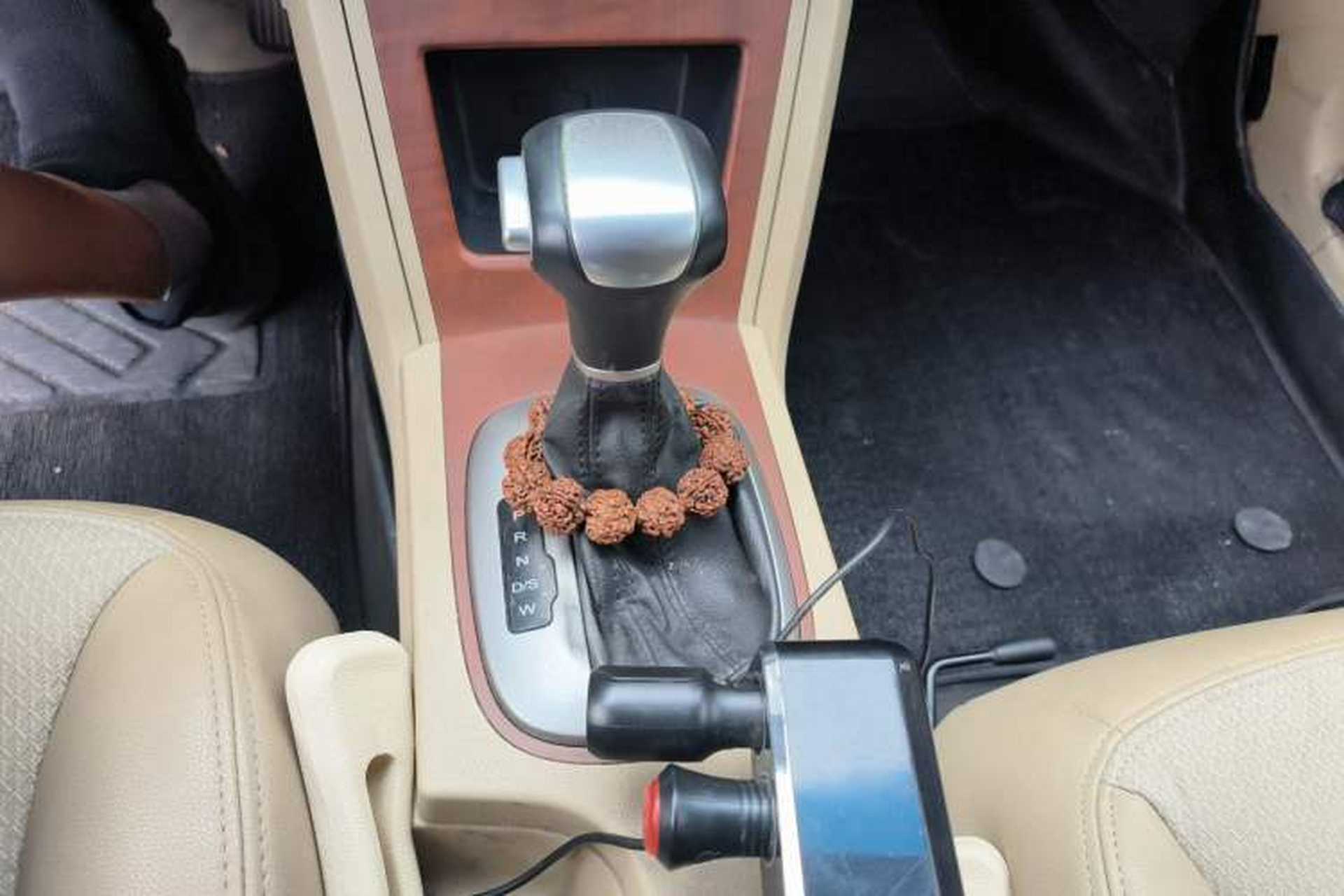 Used Roewe 350 2014 1.5L Automatic Xunyue Version Gear Lever