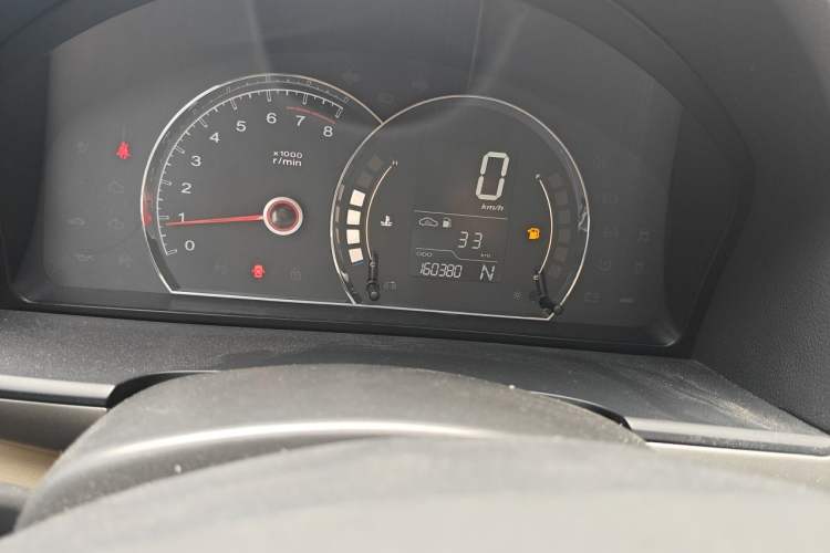 Used Roewe 350 2014 1.5L Automatic Xunda Edition Odometer Close Up