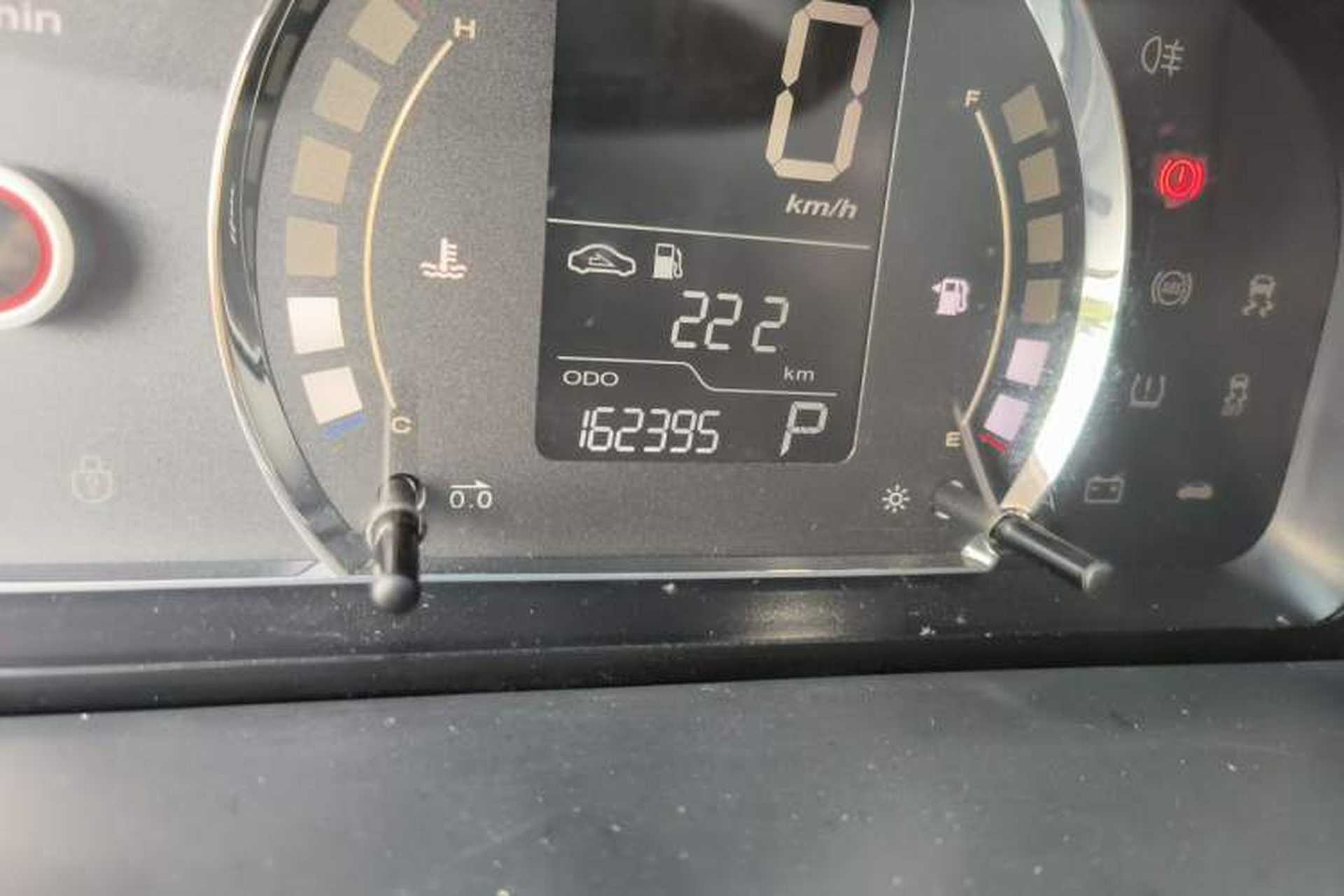 Used Roewe 350 2014 1.5L Automatic Xunyue Version Odometer Close Up