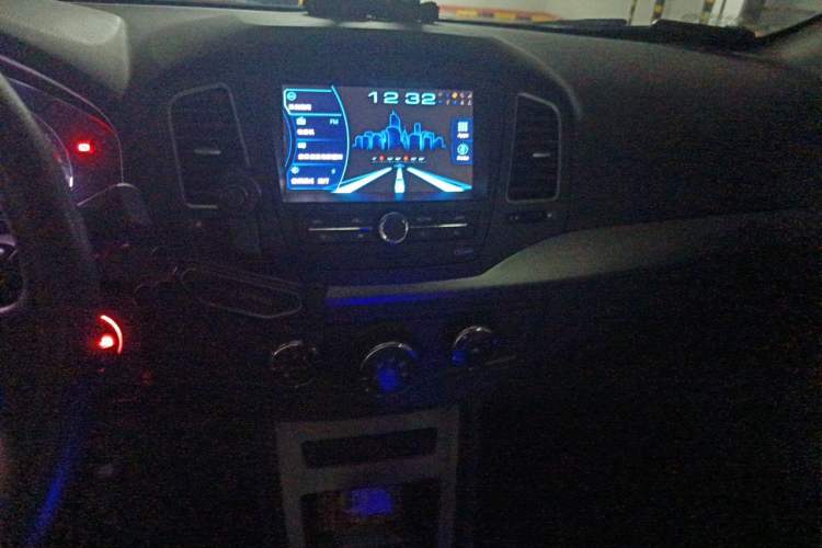 Used Roewe 350 2014 1.5L Automatic Xunyue Version Audio And AC Panel