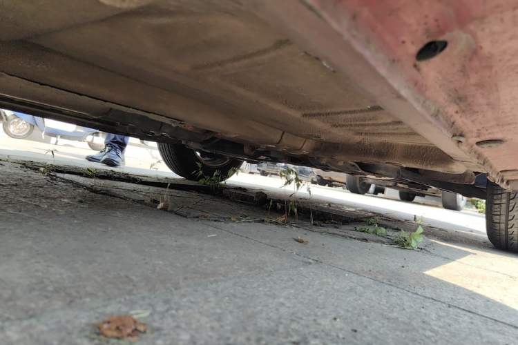 Used Roewe 350 2014 1.5L Manual Xunchi Edition Chassis Front Right