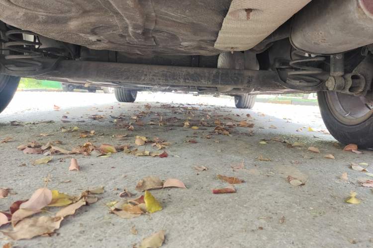 Used Roewe 350 2014 1.5T Manual Jingrui Edition Chassis Rear