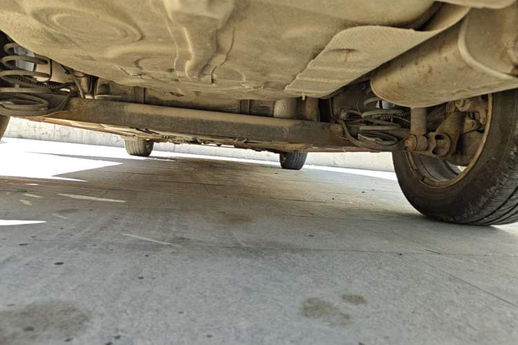 Used Roewe 350 2014 1.5L Manual Xunchi Edition Chassis Rear