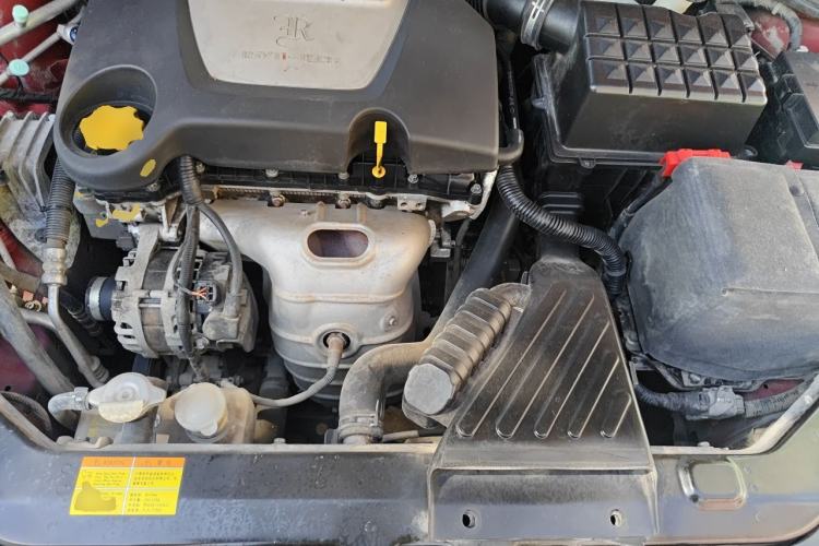 Used Roewe 350 2014 1.5L Automatic Xunyue Version Engine Bay