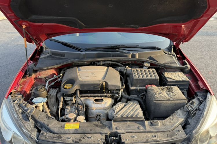 Used Roewe 350 2014 1.5L Manual Swift Edition Engine Bay