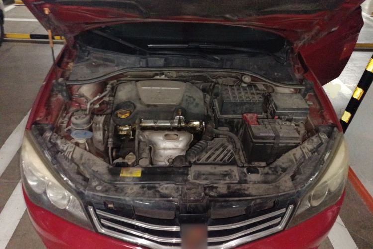 Used Roewe 350 2014 1.5L Automatic Xunyue Version Engine Bay