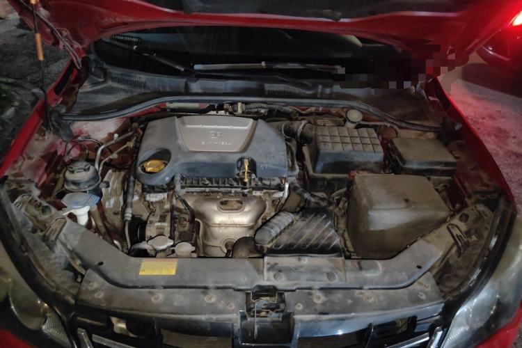 Used Roewe 350 2014 1.5L Manual Swift Edition Engine Bay