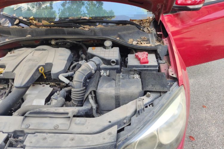 Used Roewe 350 2014 1.5T Manual Jingrui Edition Engine Bay Left