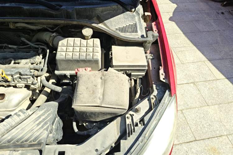 Used Roewe 350 2014 1.5L Manual Xunchi Edition Engine Bay Left