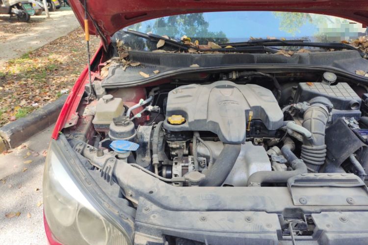 Used Roewe 350 2014 1.5T Manual Jingrui Edition Engine Bay Right