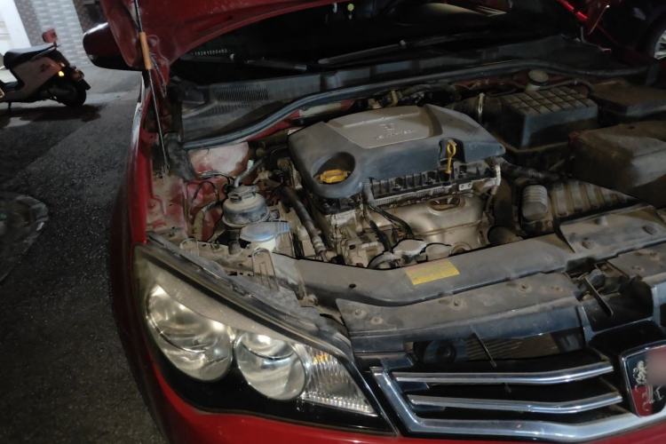 Used Roewe 350 2014 1.5L Manual Swift Edition Engine Bay Right