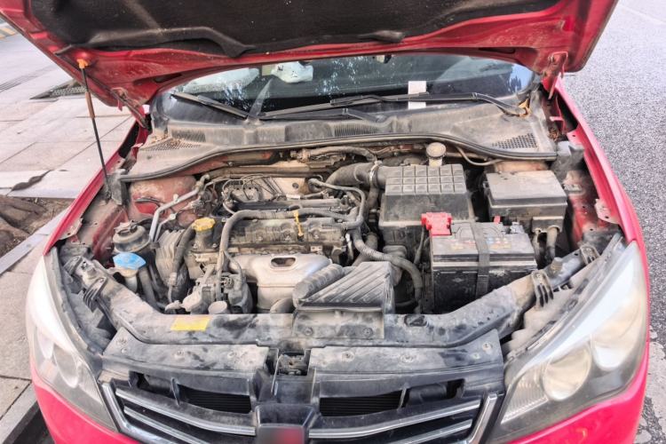 Used Roewe 350 2014 1.5L Manual Xunchi Edition Engine Bay