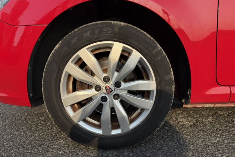 Used Roewe 350 2014 1.5L Manual Swift Edition Exterior 3