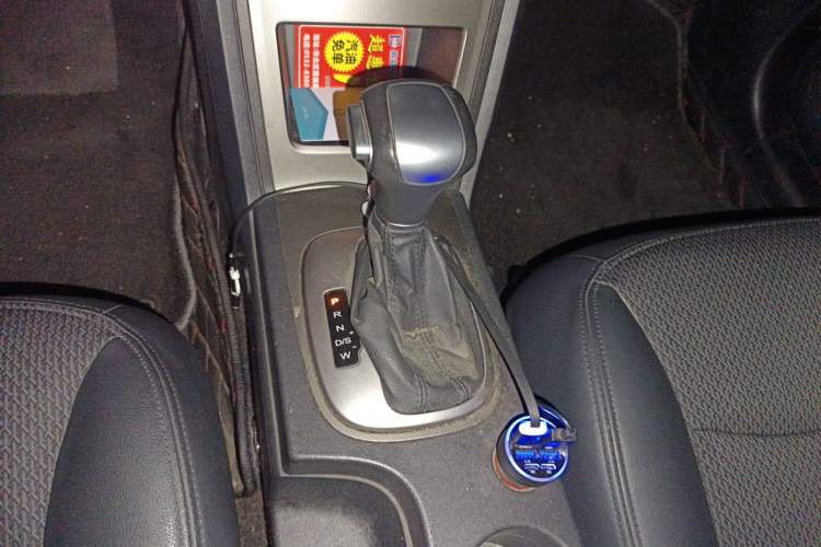 Used Roewe 350 2014 1.5L Automatic Xunyue Version Gear Lever