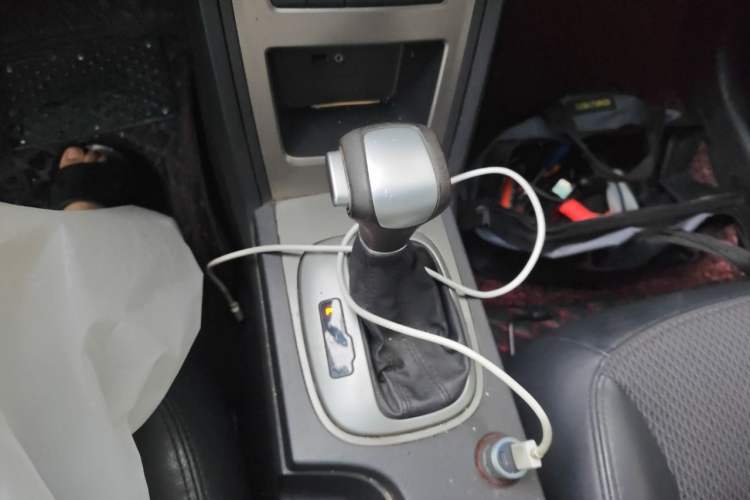 Used Roewe 350 2014 1.5L Automatic Xunyue Version Gear Lever