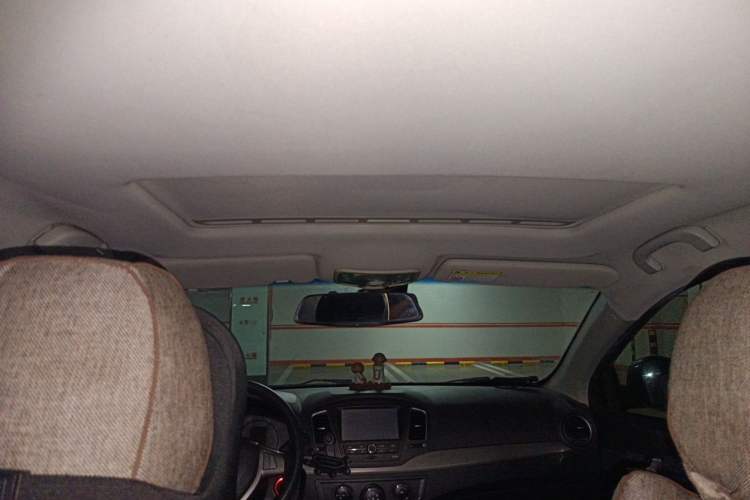 Used Roewe 350 2014 1.5L Automatic Xunyue Version Headliner