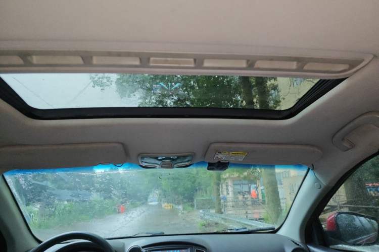 Used Roewe 350 2014 1.5L Automatic Xunyue Version Headliner