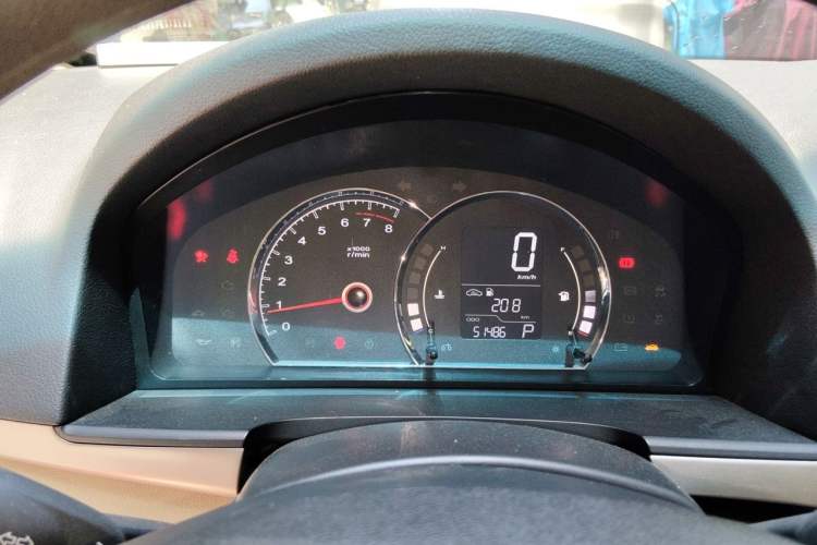 Used Roewe 350 2014 1.5L Automatic Xunda Edition Instrument Cluster