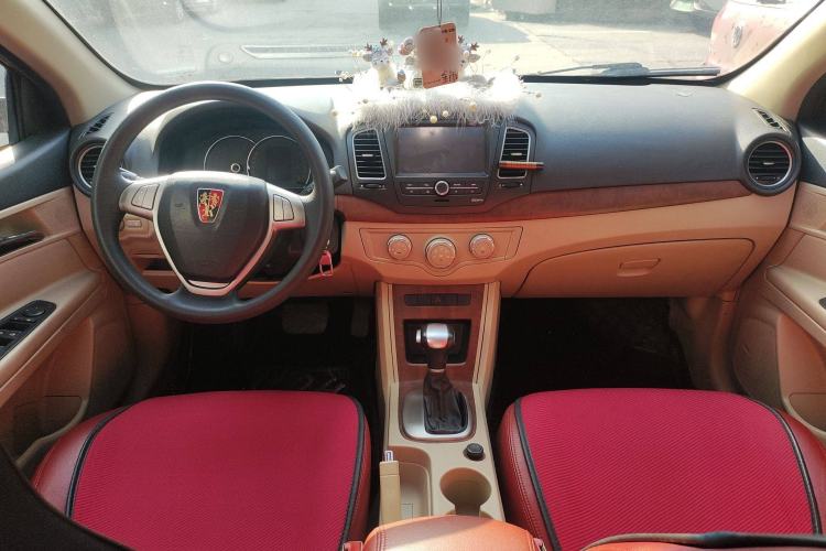 Used Roewe 350 2014 1.5L Automatic Xunyue Version Interior 2
