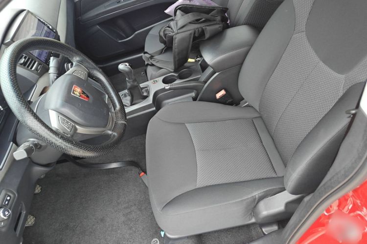 Used Roewe 350 2014 1.5L Manual Xunchi Edition Interior 3