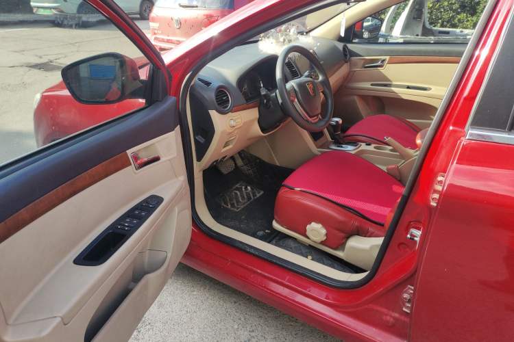 Used Roewe 350 2014 1.5L Automatic Xunyue Version Interior 3