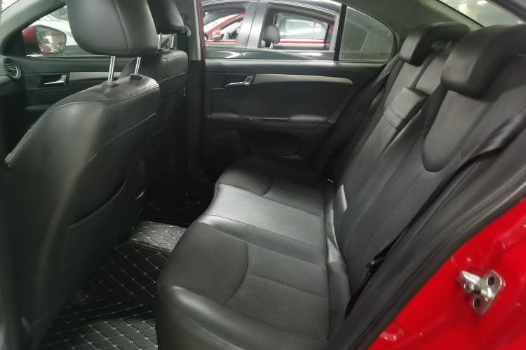 Used Roewe 350 2014 1.5L Automatic Xunyue Version Interior 5