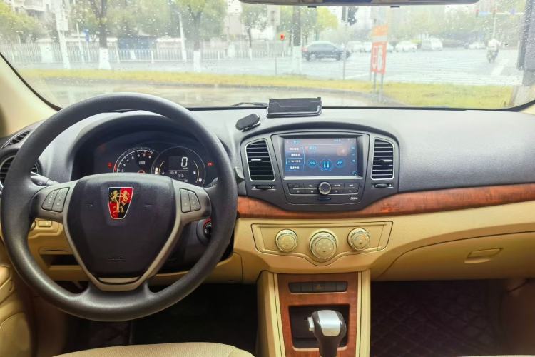 Used Roewe 350 2014 1.5L Automatic Xunyue Version Interior 8