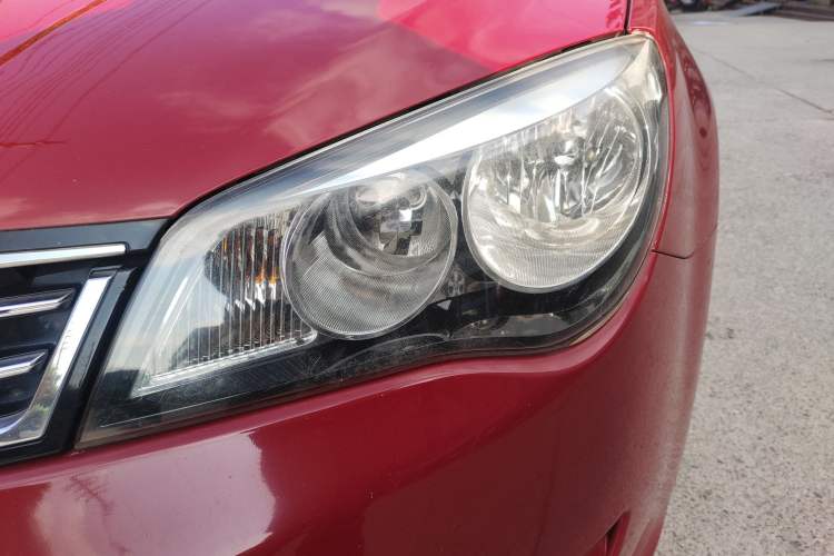 Used Roewe 350 2014 1.5L Automatic Xunyue Version Left Front Headlight