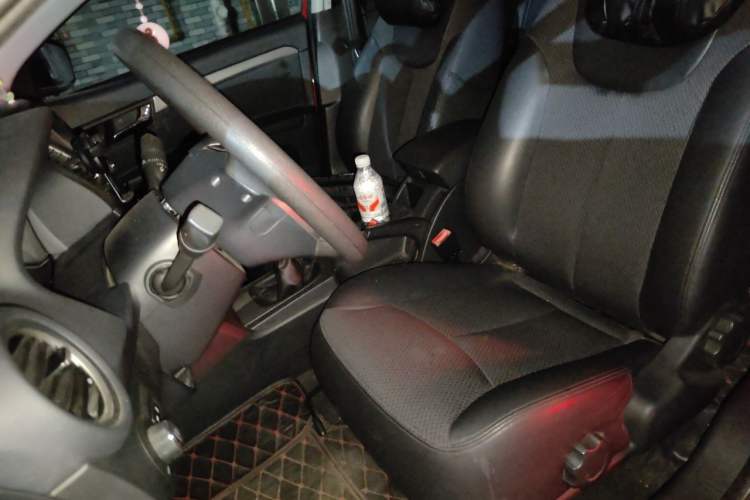 Used Roewe 350 2014 1.5L Manual Swift Edition Left Front Seat