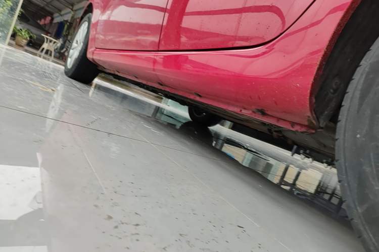 Used Roewe 350 2014 1.5L Manual Swift Edition Left Side Sill