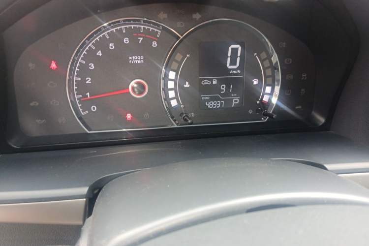 Used Roewe 350 2014 1.5L Automatic Xunda Edition Odometer Close Up