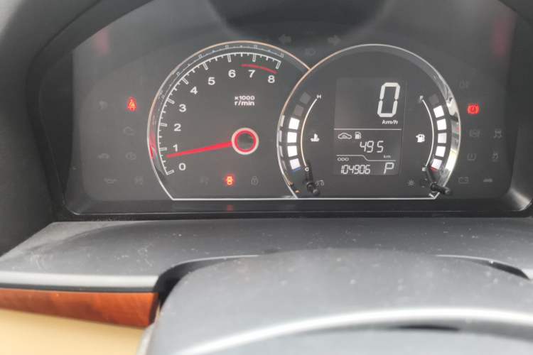 Used Roewe 350 2014 1.5L Automatic Xunyue Version Odometer Close Up