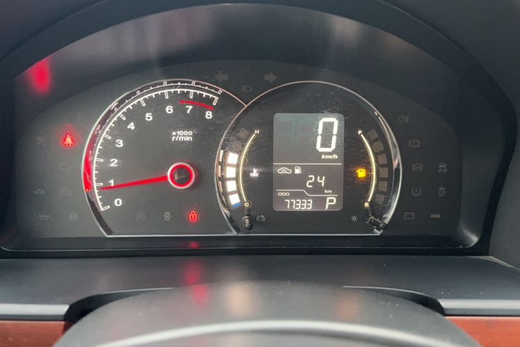 Used Roewe 350 2014 1.5L Automatic Xunyue Version Odometer Close Up