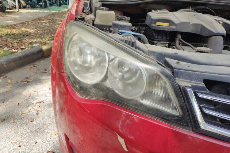 Used Roewe 350 2014 1.5T Manual Jingrui Edition Right Front Headlight