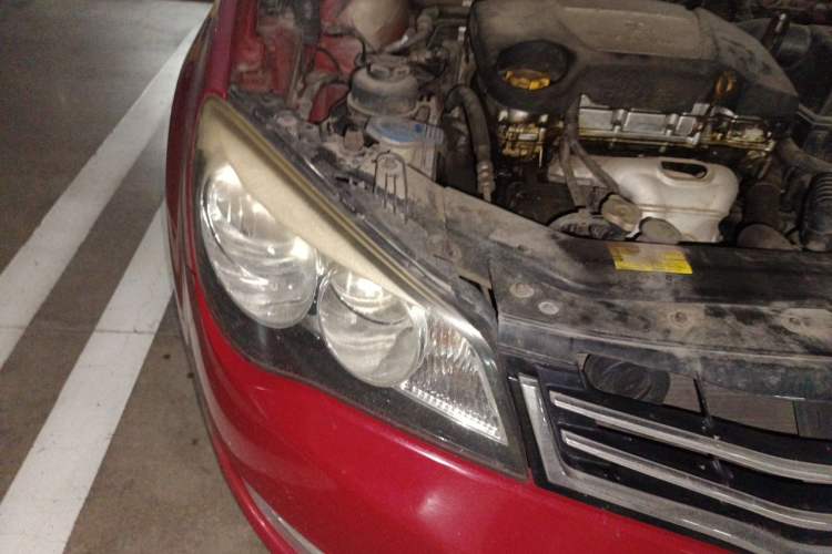Used Roewe 350 2014 1.5L Automatic Xunyue Version Right Front Headlight