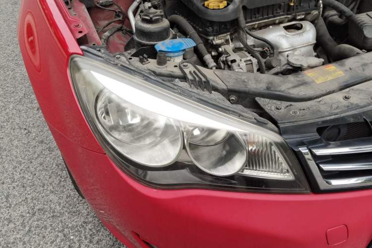 Used Roewe 350 2014 1.5L Automatic Xunyue Version Right Front Headlight