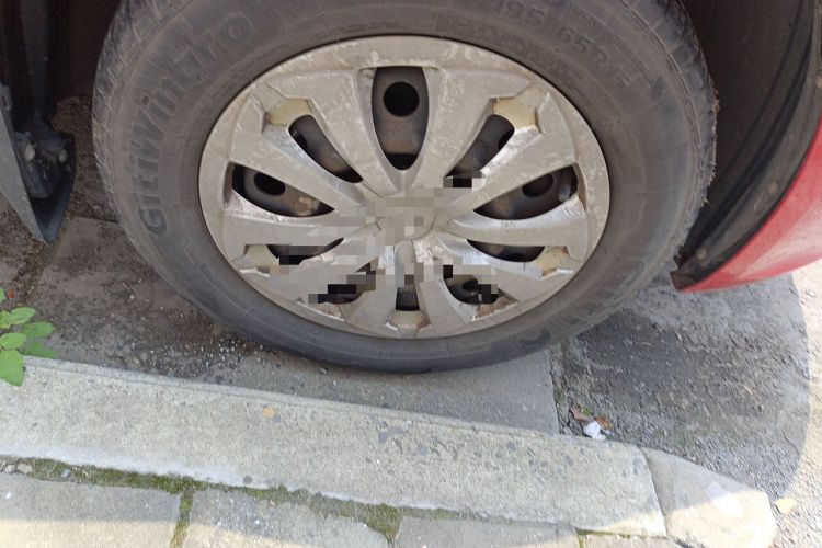 Used Roewe 350 2014 1.5L Manual Xunchi Edition Right Front Wheel Hub